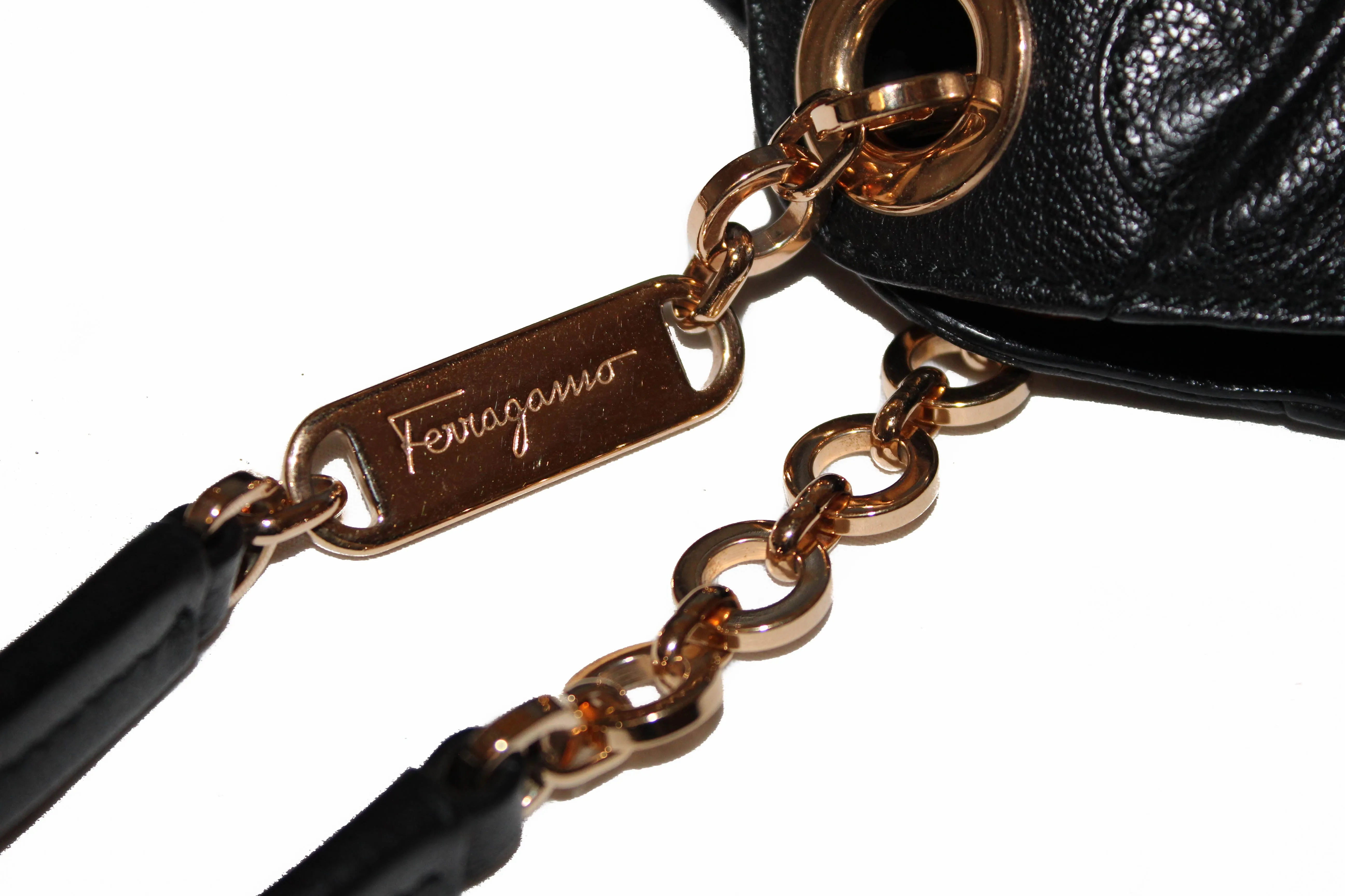 Authentic Salvatore Ferragamo Black Betulla Chain Leather Shopper Shoulder Bag