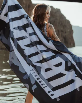 Black Camo Bolt Quick Dry Beach Towel