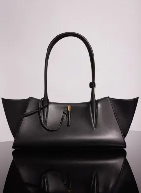 black smooth leather fang bag