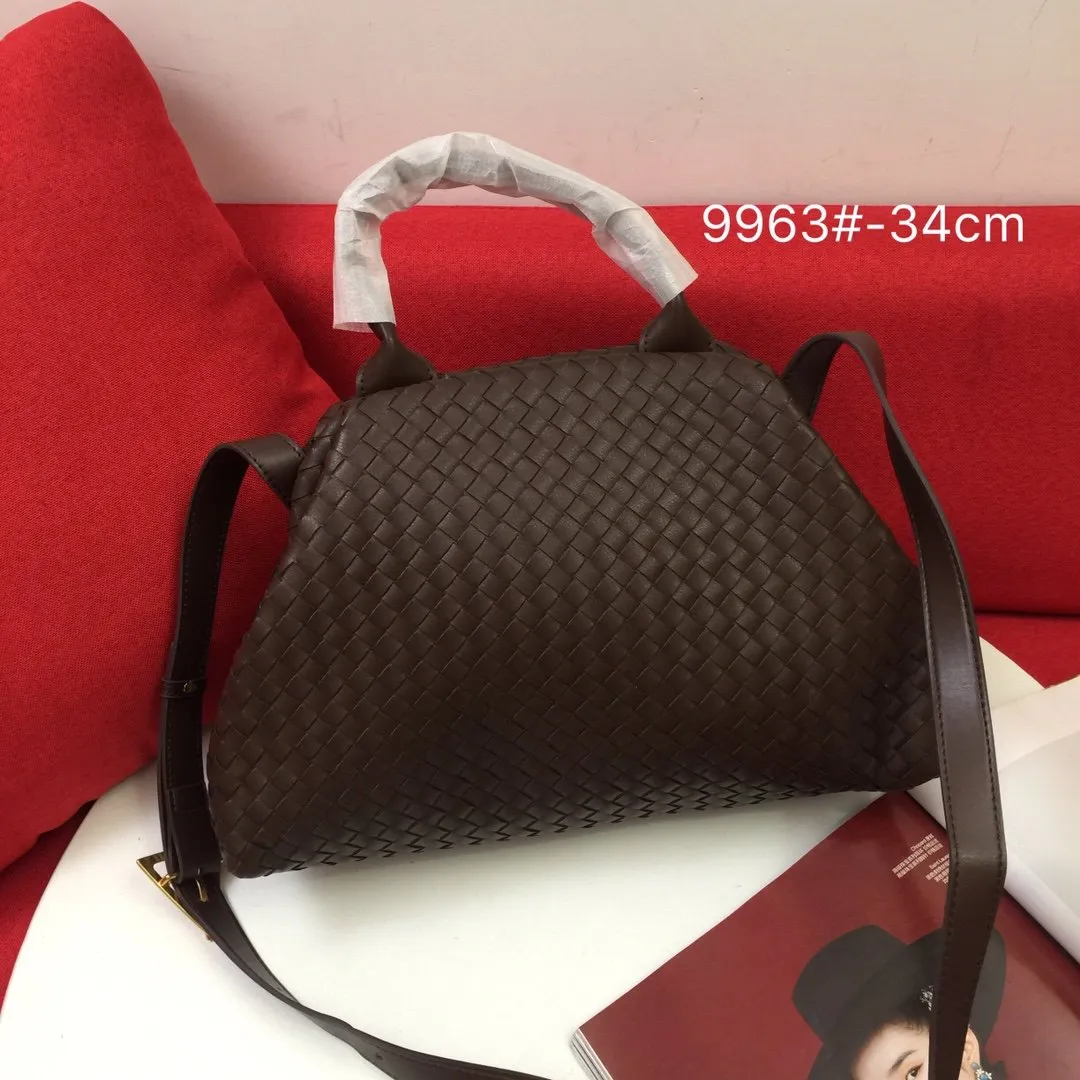 BV Handle Dark Brown, For Women, Women’s Bags 13.4in/34cm 691185V01D18849