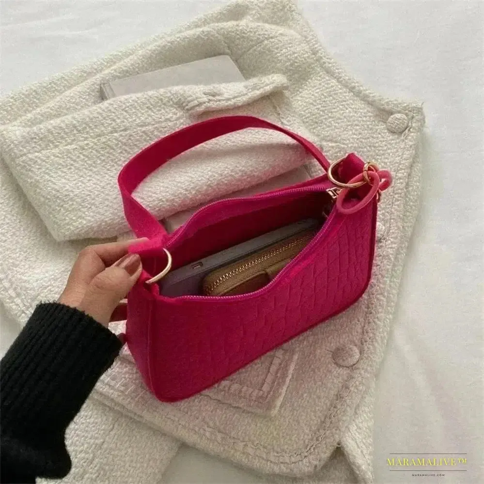 Chic Gothic Crescent Shaped Luxury Felt Handbag - Trendy Under The Shoulder Small Square Bag