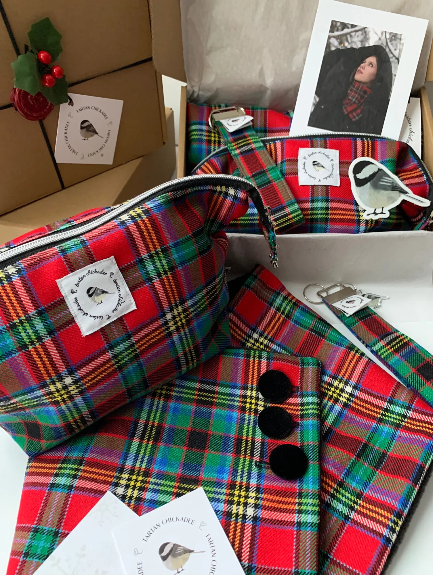 Holiday Gift Box - Christmas Classic Tartan - Anderson of Ardbrake