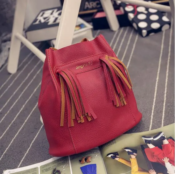 New 2016 Brand Women's Shoulder Bag Fashion Tassel Messenger Bags Pu Leather Clutch Ladies Luxury Brand Designer Crossbody Bags