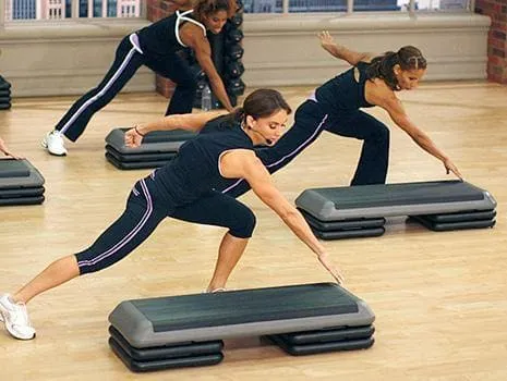 SALE - Commercial Aerobic Step & 20kg Pump Set