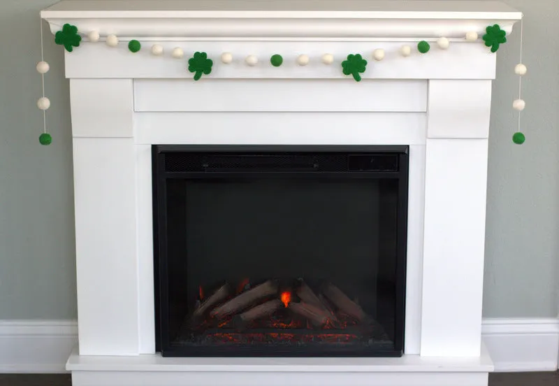 St. Patrick's Day Shamrock Garland- Kelly Green & White