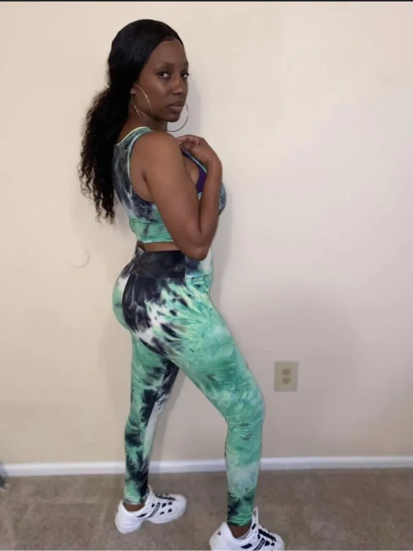 Tie-Dye Yoga Set